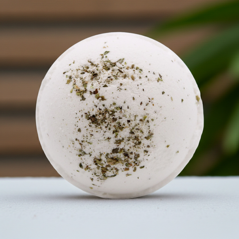 Detox – Himalaya-Salzbadebombe - Thymian · Teebaum · Basilikum, 180 g