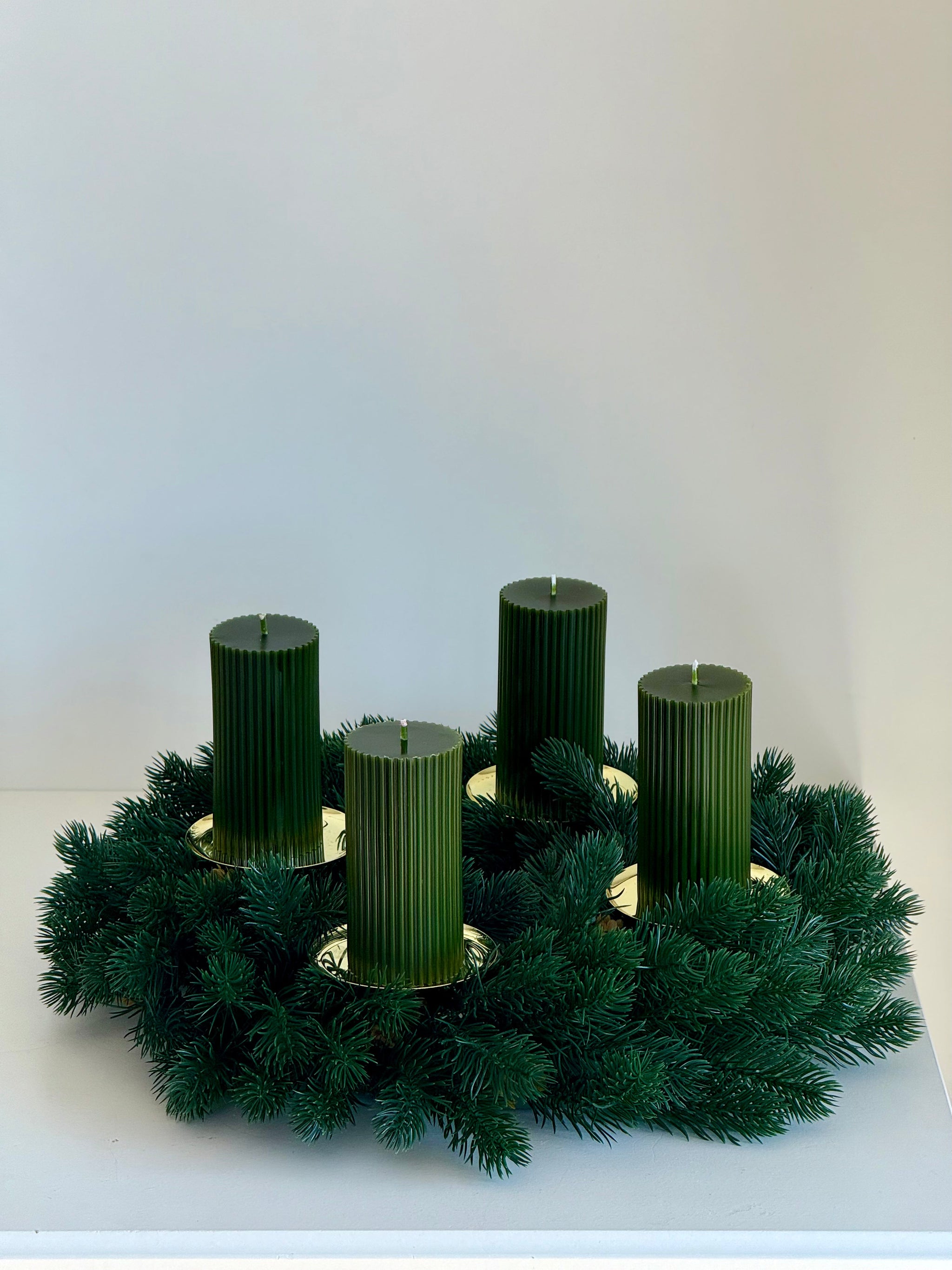 Adventskerzen aus reinem Bienenwachs – Handgegossen (4er-Set)