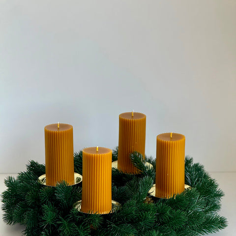 Adventskerzen aus reinem Bienenwachs – Handgegossen (4er-Set)