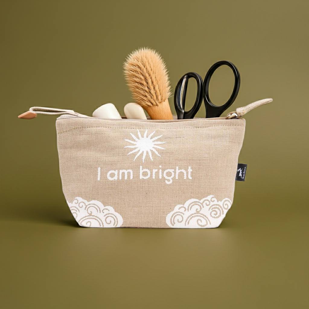 Hop Hare Beutel „I am bright“ – nachhaltiger Juco-Beutel (19 × 12 × 4,5 cm)