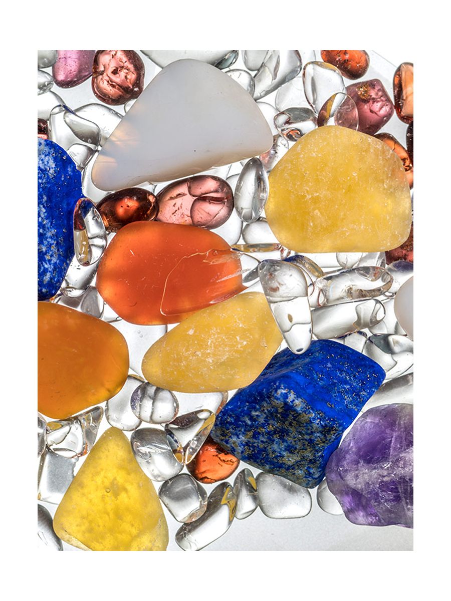 Trinkflasche ViA | AYURVEDA – Milchopal · Amethyst · Bergkristall · Lapislazuli · Granat · Karneol · Orangencalcit (500 ml)